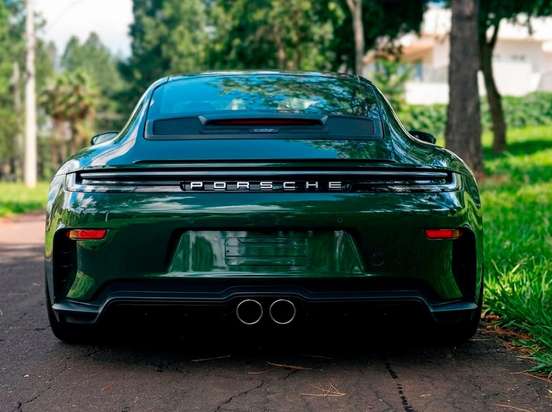 PORSCHE-911-2025