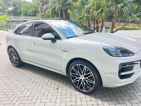 PORSCHE-CAYENNE-2024