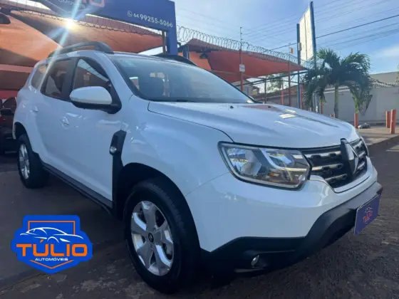 RENAULT DUSTER 1.6 16V SCE FLEX INTENSE MANUAL RENAULT DUSTER 1.6 16V SCE FLEX INTENSE MANUAL