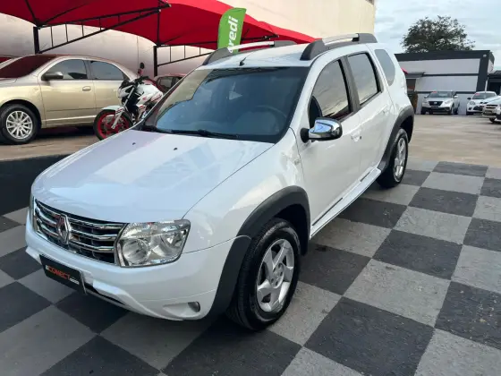 RENAULT DUSTER 2.0 DYNAMIQUE 4X2 16V FLEX 4P AUTOMÁTICO
