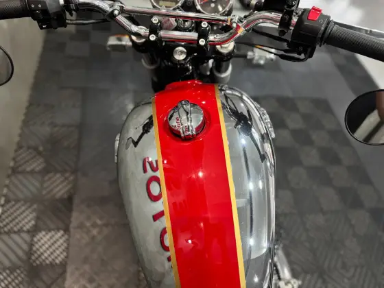 ROYAL ENFIELD INTERCEPTOR 