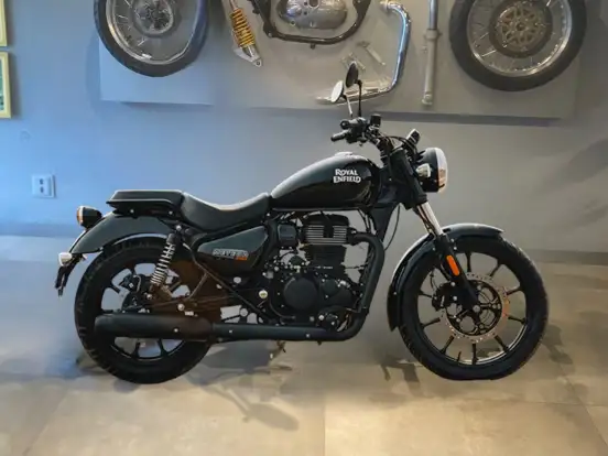 ROYAL ENFIELD-METEOR 350 FIREBALL ROYAL ENFIELD-METEOR 350 FIREBALL-2025