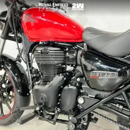 ROYAL ENFIELD-METEOR 350 FIREBALL-2025
