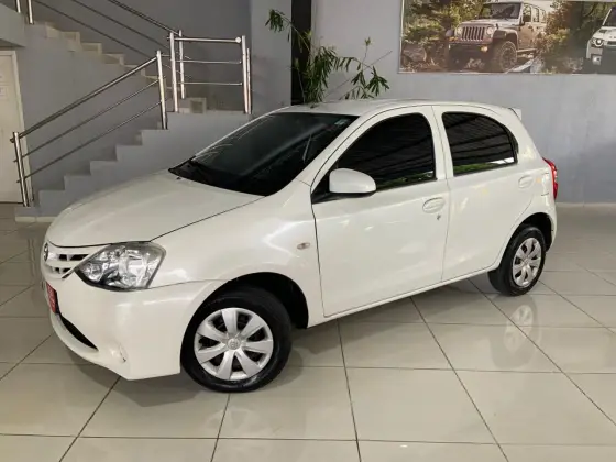 TOYOTA ETIOS 1.3 X 16V FLEX 4P MANUAL