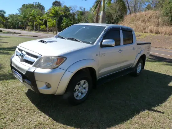 TOYOTA HILUX 3.0 SRV 4X4 CD 16V TURBO INTERCOOLER DIESEL 4P AUTOMÁTICO