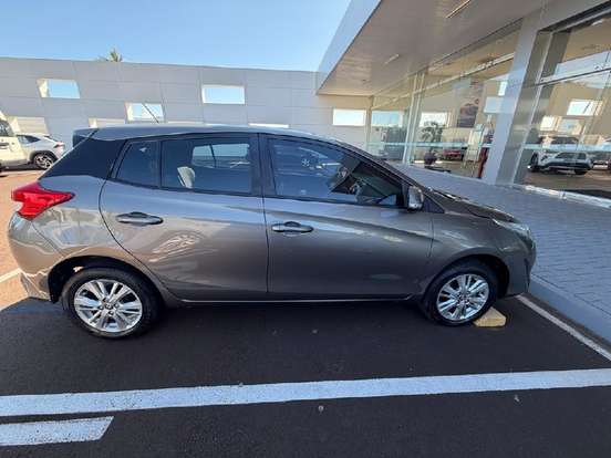 TOYOTA-YARIS-1.3 16V FLEX XL MULTIDRIVE TOYOTA-YARIS-2018