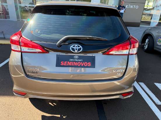 TOYOTA-YARIS-1.3 16V FLEX XL MULTIDRIVE TOYOTA-YARIS-2018