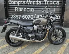 TRIUMPH STREET TWIN TRIUMPH STREET TWIN