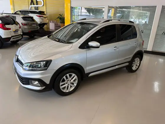 VOLKSWAGEN FOX 1.6 MI HIGHLINE 8V FLEX 4P AUTOMATIZADO