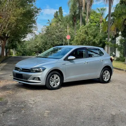 VOLKSWAGEN POLO 1.0 200 TSI COMFORTLINE AUTOMÁTICO VOLKSWAGEN POLO 1.0 200 TSI COMFORTLINE AUTOMÁTICO