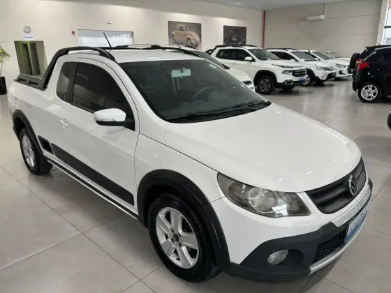 VOLKSWAGEN SAVEIRO 1.6 CROSS CE 8V FLEX 2P MANUAL