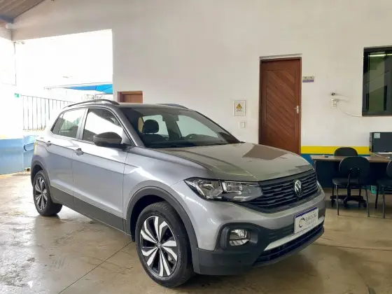 VOLKSWAGEN T-CROSS 1.0 200 TSI TOTAL FLEX AUTOMÁTICO