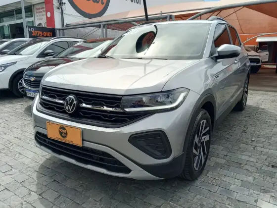 VOLKSWAGEN T-CROSS 1.0 200 TSI TOTAL FLEX COMFORTLINE AUTOMÁTICO
