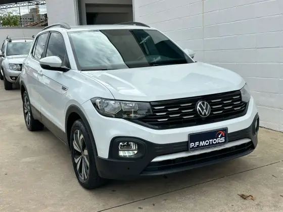 VOLKSWAGEN T-CROSS 1.0 200 TSI TOTAL FLEX COMFORTLINE AUTOMÁTICO VOLKSWAGEN T-CROSS 1.0 200 TSI TOTAL FLEX COMFORTLINE AUTOMÁTICO