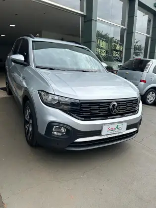 VOLKSWAGEN T-CROSS 1.0 200 TSI TOTAL FLEX COMFORTLINE AUTOMÁTICO