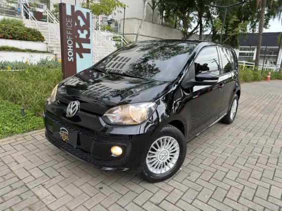 VOLKSWAGEN UP 1.0 TSI MOVE UP 12V FLEX 4P MANUAL VOLKSWAGEN UP 1.0 TSI MOVE UP 12V FLEX 4P MANUAL