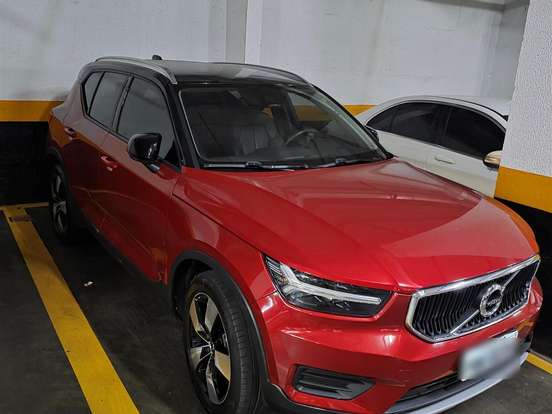 VOLVO-XC40-2.0 T5 GASOLINA MOMENTUM AWD GEARTRONIC VOLVO-XC40-2018