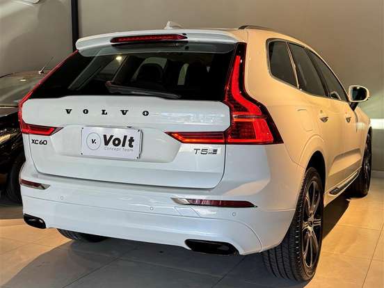 VOLVO-XC60-2.0 T5 GASOLINA INSCRIPTION AWD GEARTRONIC VOLVO-XC60-2018