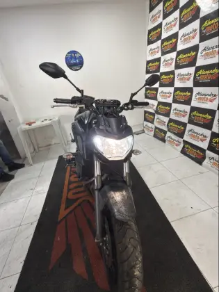 YAMAHA MT-07 ABS YAMAHA MT-07 ABS