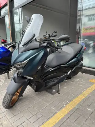 YAMAHA-XMAX 250 CONNECTED ABS YAMAHA-XMAX 250 CONNECTED ABS-2024