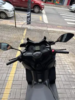 YAMAHA-XMAX 250 CONNECTED ABS-2024