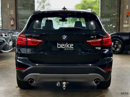 BMW-X1-2.0 16V TURBO GASOLINA SDRIVE20I SPORT 4P AUTOMÁTICO BMW-X1-2017