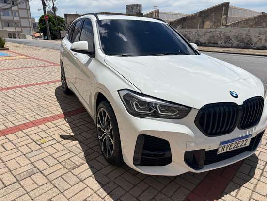 BMW-X1-2022