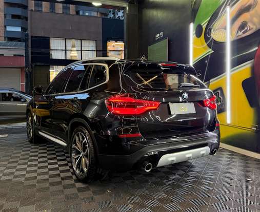 BMW-X3-2018