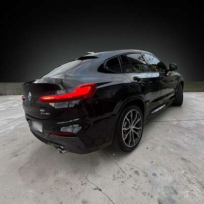 BMW-X4-2021