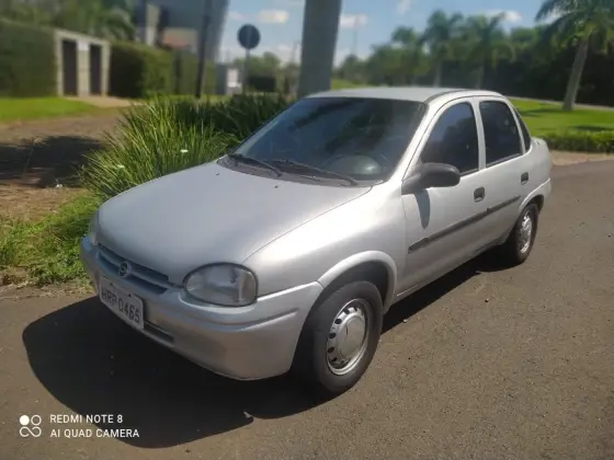 CHEVROLET CORSA 1.6 MPFI GL SEDAN 8V GASOLINA 4P MANUAL CHEVROLET CORSA 1.6 MPFI GL SEDAN 8V GASOLINA 4P MANUAL