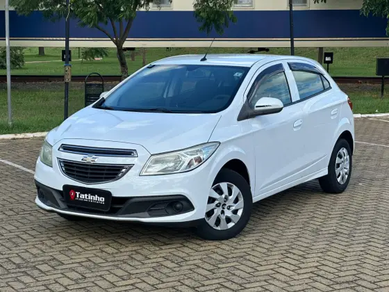 CHEVROLET ONIX 1.0 MPFI LT 8V FLEX 4P MANUAL CHEVROLET ONIX 1.0 MPFI LT 8V FLEX 4P MANUAL