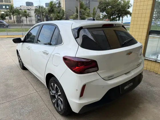 CHEVROLET ONIX 1.0 TURBO FLEX PLUS PREMIER AUTOMÁTICO