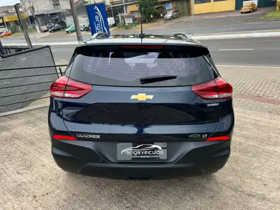 CHEVROLET-TRACKER-2022