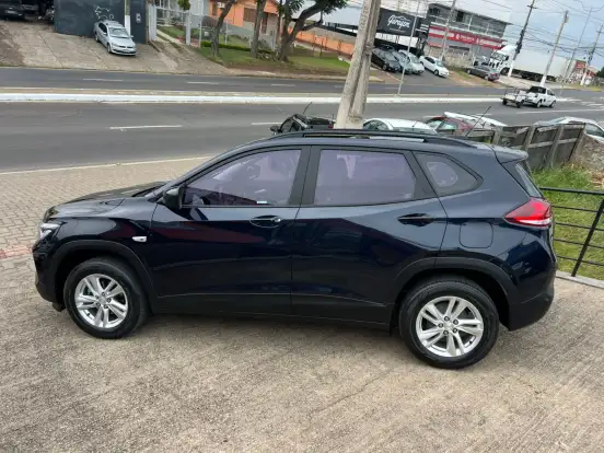 CHEVROLET-TRACKER-2022