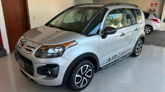 CITROËN AIRCROSS 1.6 EXCLUSIVE 16V FLEX 4P AUTOMÁTICO CITROËN AIRCROSS 1.6 EXCLUSIVE 16V FLEX 4P AUTOMÁTICO