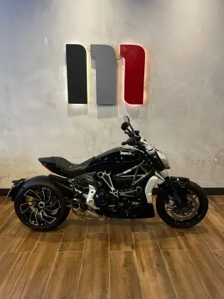 DUCATI XDIAVEL S 