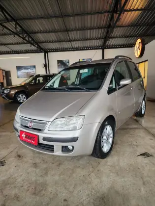 FIAT IDEA 1.8 MPI ELX 8V FLEX 4P MANUAL FIAT IDEA 1.8 MPI ELX 8V FLEX 4P MANUAL