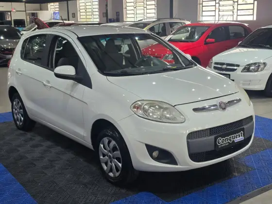 FIAT PALIO 1.0 MPI ATTRACTIVE 8V FLEX 4P MANUAL FIAT PALIO 1.0 MPI ATTRACTIVE 8V FLEX 4P MANUAL