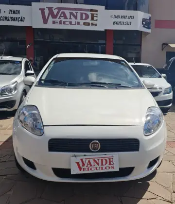 FIAT PUNTO 1.4 8V FLEX 4P MANUAL
