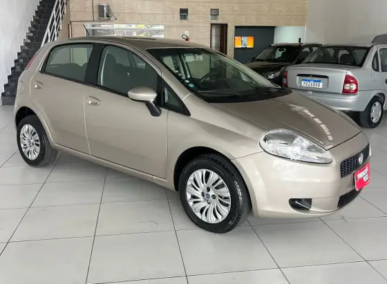 FIAT PUNTO 1.4 ATTRACTIVE 8V FLEX 4P MANUAL