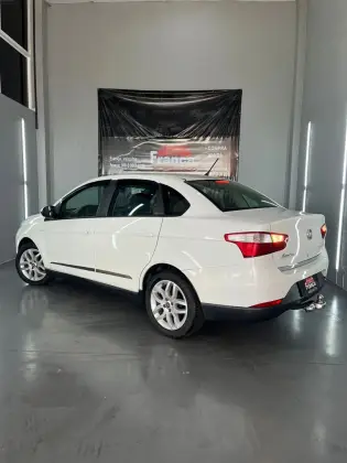 FIAT SIENA 1.6 MPI ESSENCE 16V FLEX 4P AUTOMATIZADO