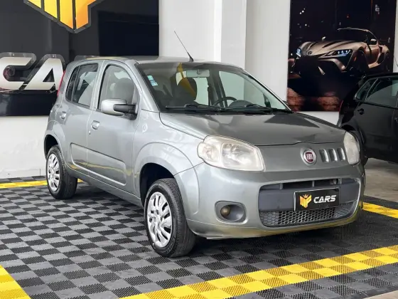 FIAT UNO 1.0 VIVACE 8V FLEX 4P MANUAL
