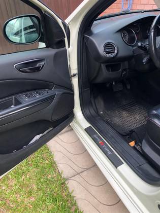 FIAT BRAVO 1.8 SPORTING 16V FLEX 4P AUTOMATIZADO