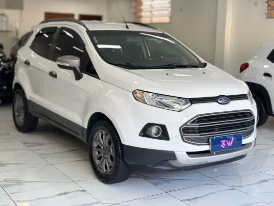 FORD ECOSPORT 1.6 FREESTYLE 16V FLEX 4P MANUAL FORD ECOSPORT 1.6 FREESTYLE 16V FLEX 4P MANUAL