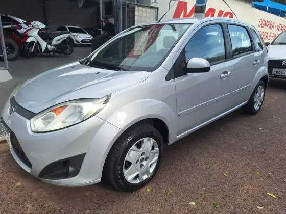 FORD FIESTA 1.0 ROCAM HATCH 8V FLEX 4P MANUAL