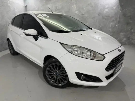 FORD FIESTA 1.6 TITANIUM HATCH 16V FLEX 4P MANUAL FORD FIESTA 1.6 TITANIUM HATCH 16V FLEX 4P MANUAL