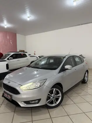 FORD FOCUS 1.6 SE PLUS 16V FLEX 4P MANUAL FORD FOCUS 1.6 SE PLUS 16V FLEX 4P MANUAL