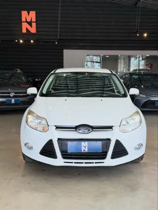 FORD FOCUS 2.0 SE 16V FLEX 4P POWERSHIFT FORD FOCUS 2.0 SE 16V FLEX 4P POWERSHIFT