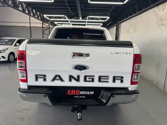 FORD RANGER 3.2 LIMITED 4X4 CD 20V DIESEL 4P AUTOMÁTICO