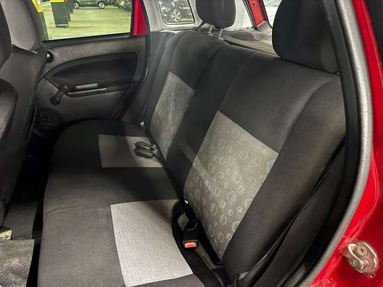 FORD-FIESTA-2011